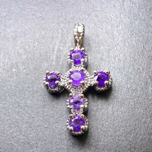Elegant Purple Amethyst Gemstone and Silver Cross Pendant